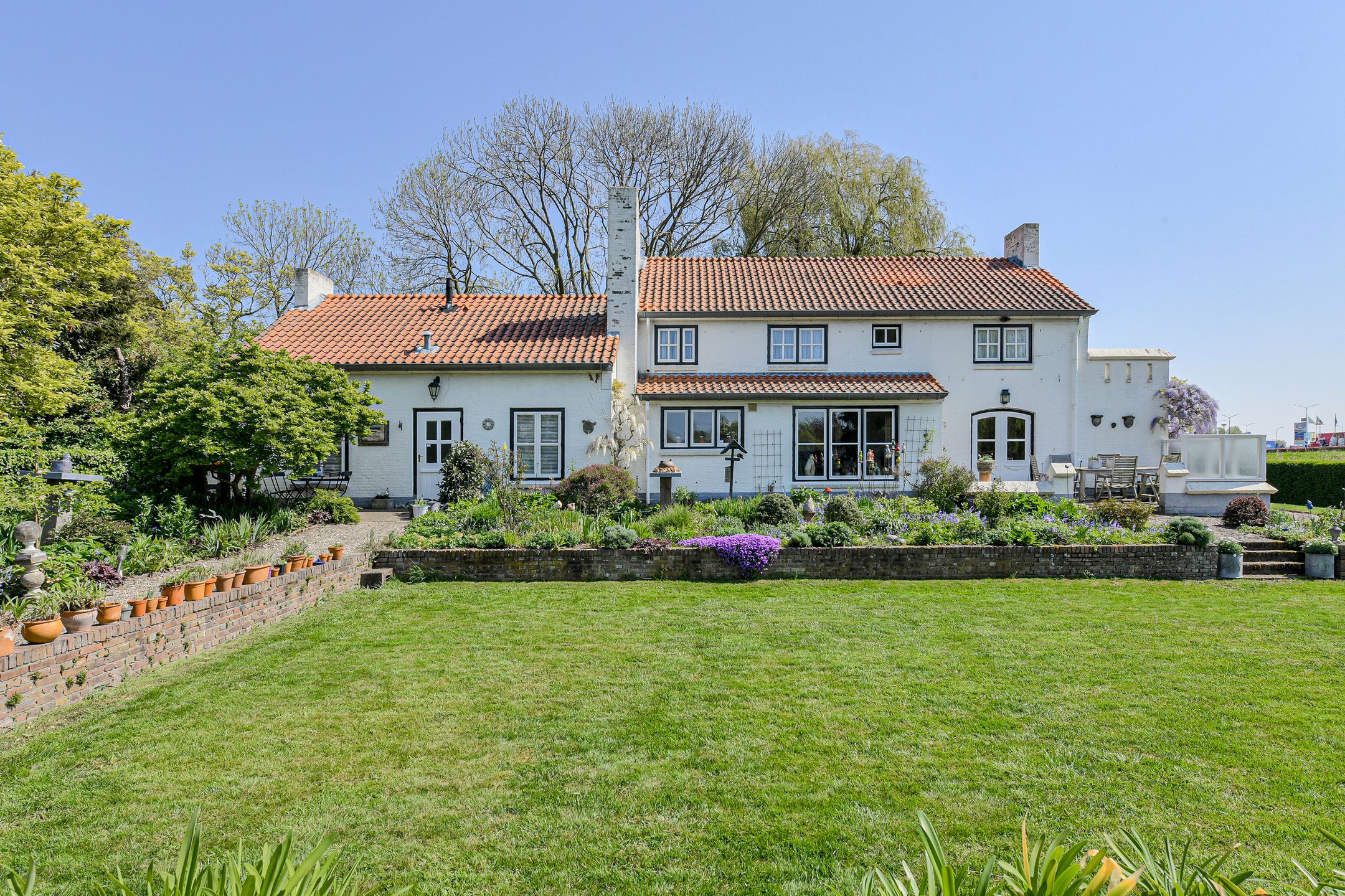 Photo 42 of Commandeurstraat 2