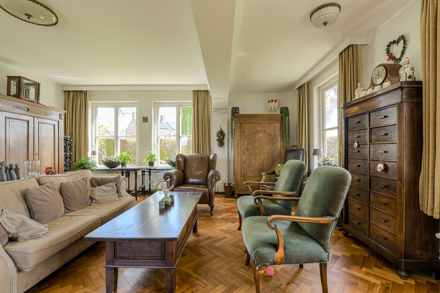 Photo 10 of Commandeurstraat 2