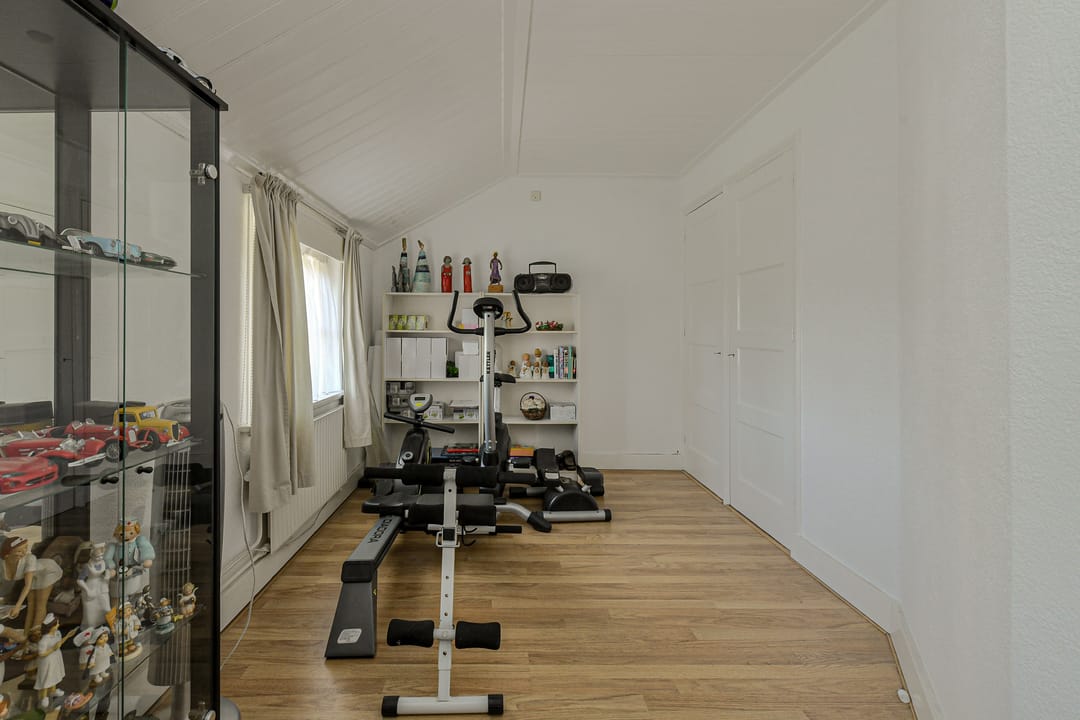 Photo 38 of Commandeurstraat 2