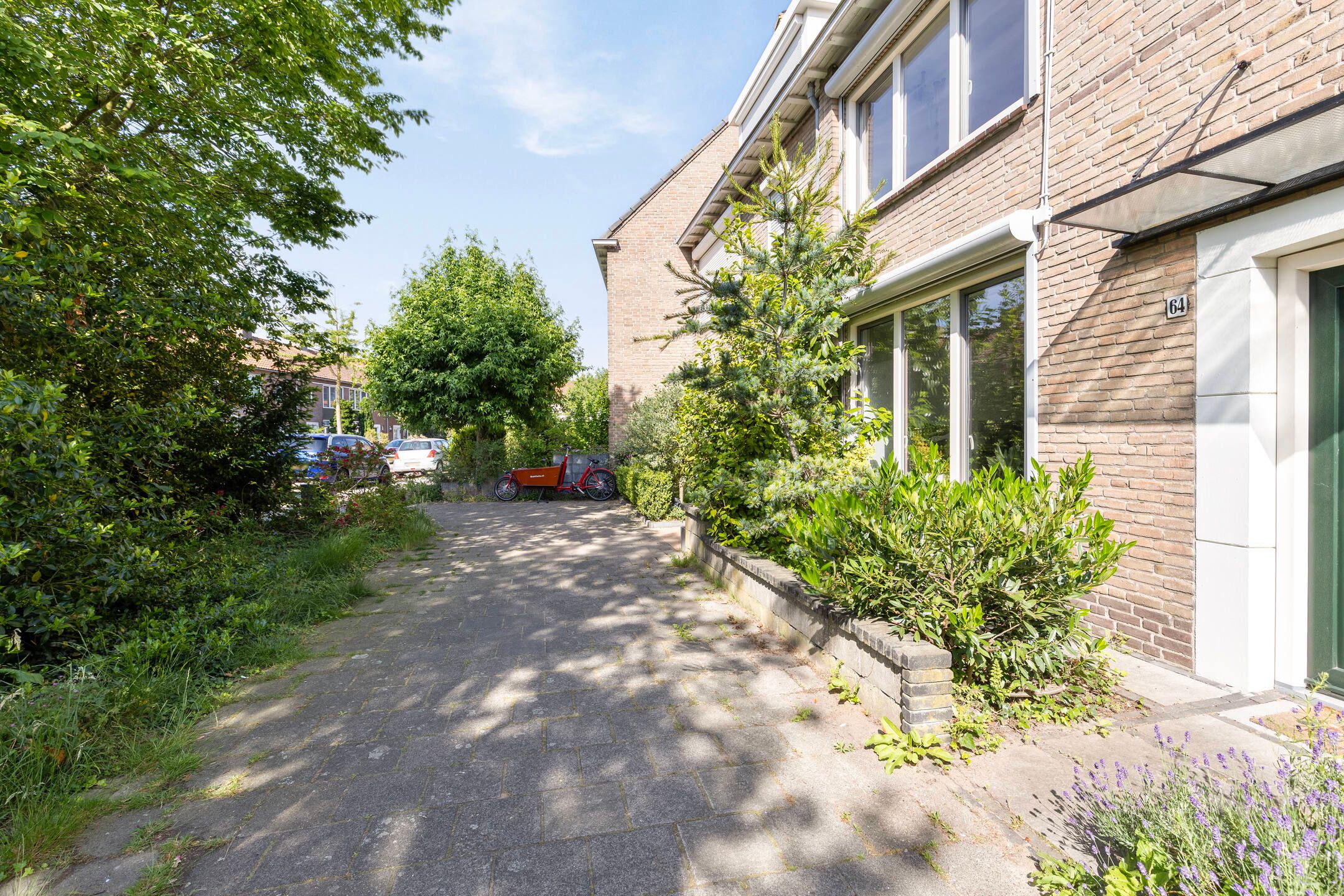 Photo 42 of Peter van Anrooylaan 64