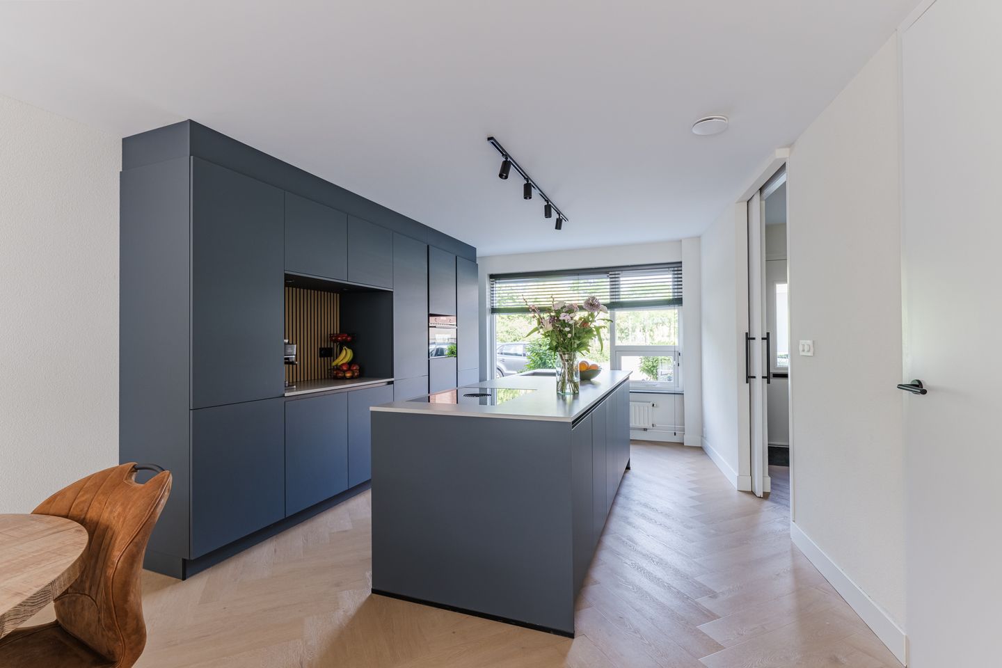 Photo 10 of Muntendamstraat 48