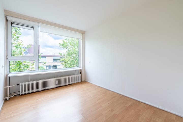 Appartement te koop: Adelaarslaan 293, Apeldoorn