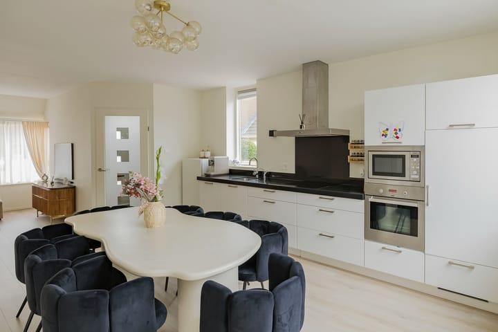 Hoekwoning te koop: Noorderkroon 22, Lisse