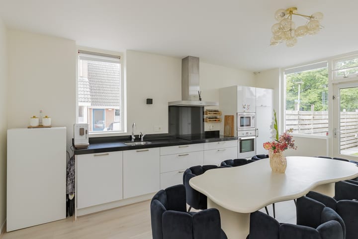 Hoekwoning te koop: Noorderkroon 22, Lisse