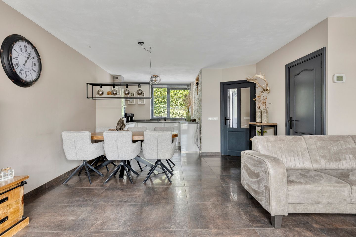 Photo 19 of Jekerstraat 51