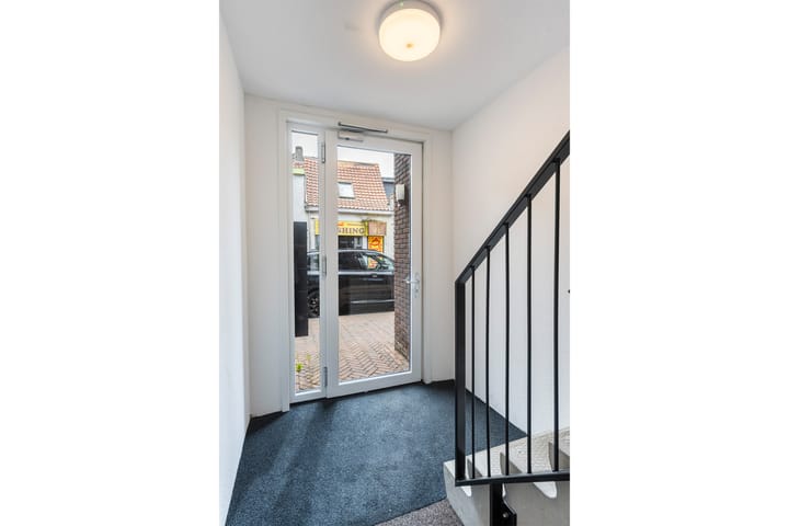 Foto 4 van Thomas a Kempisstraat 93
