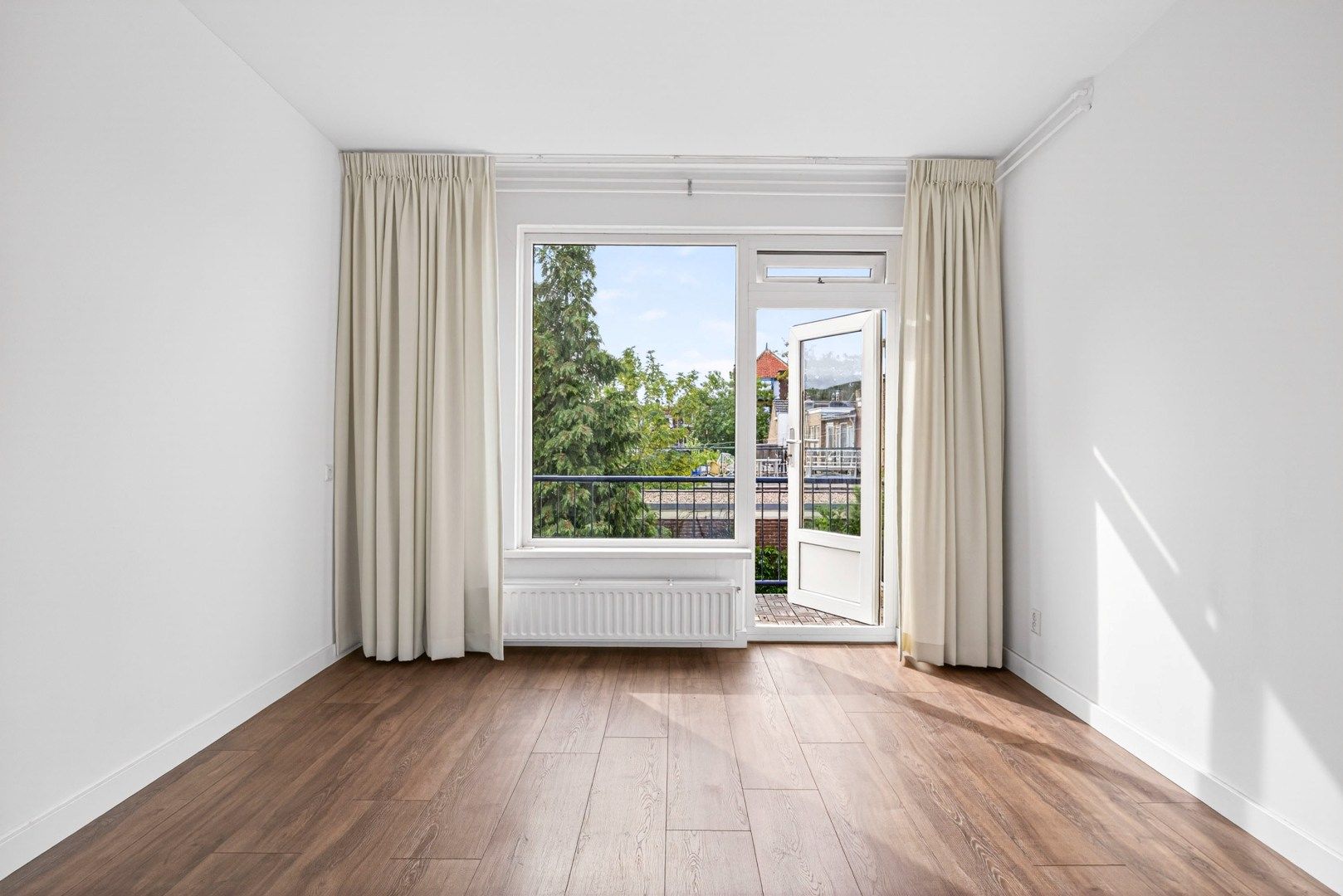 Photo 6 of Pater Brugmanstraat 46