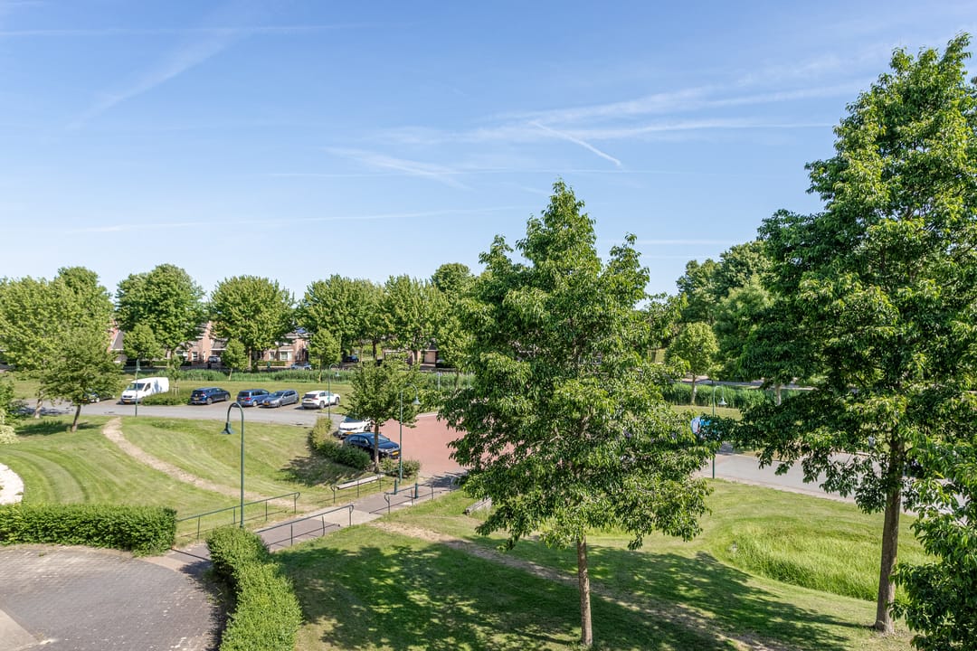 Photo 38 of Slottuin 72