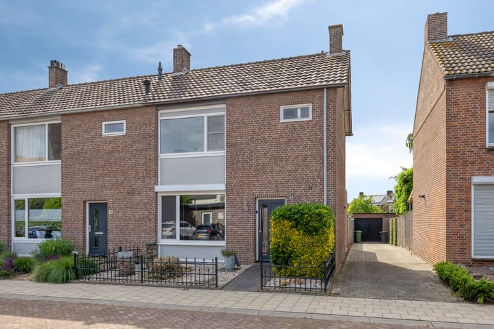 Mgr Dr Meuwesestraat 20
