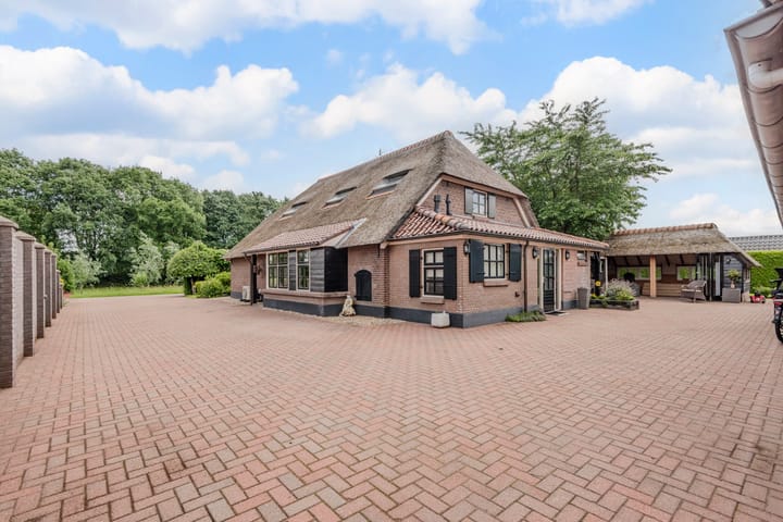 Photo 3 of Vlierburgweg 19