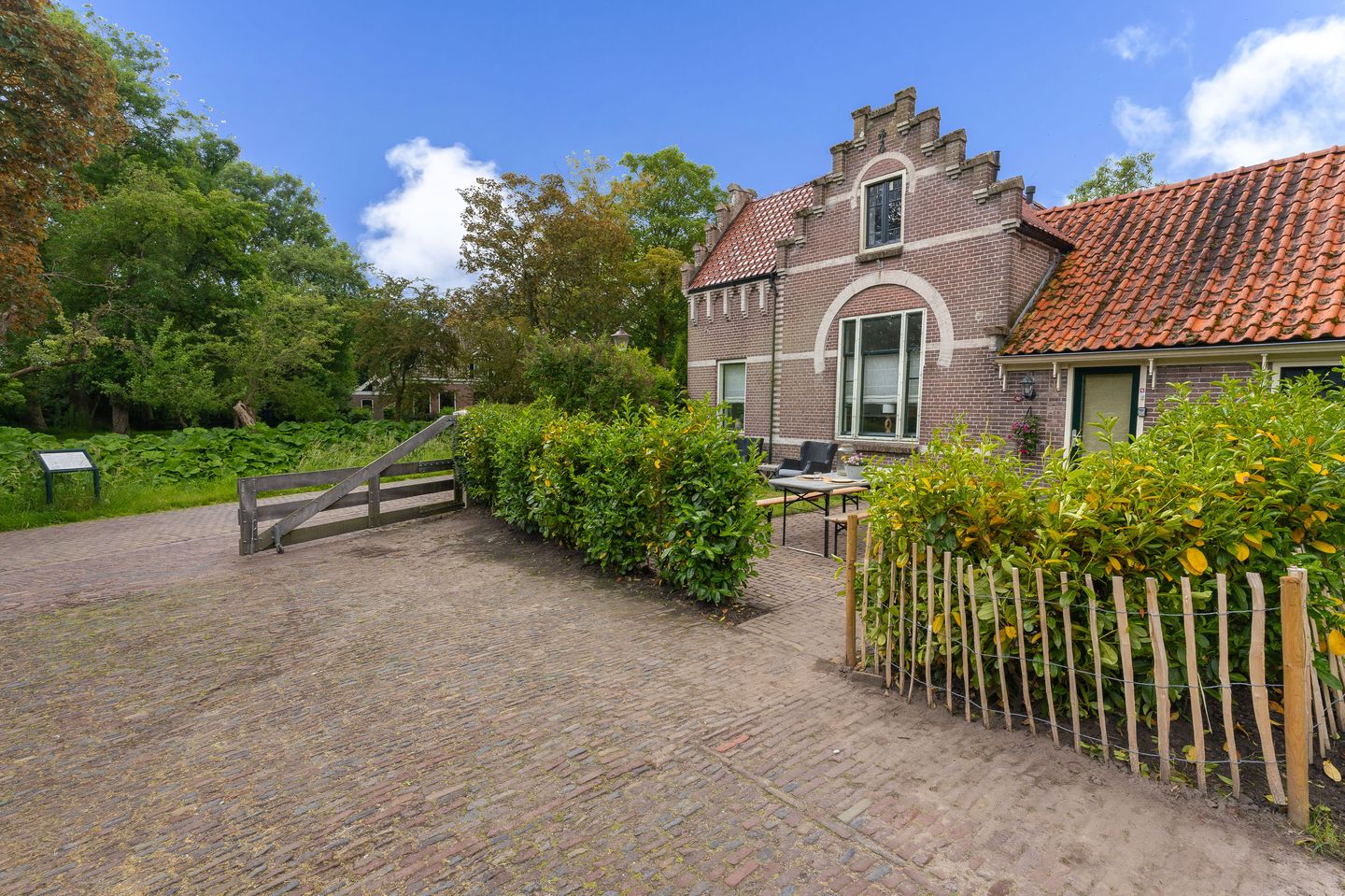Foto 44 van Dorpsweg 50