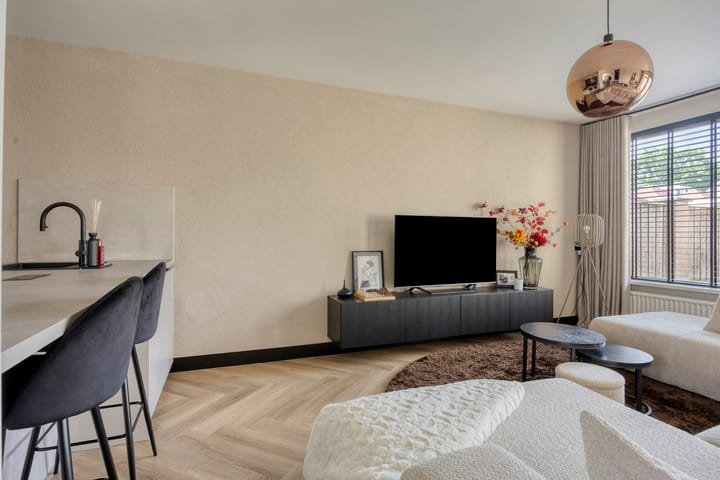 Tussenwoning te koop: Heufkens 116, Uden