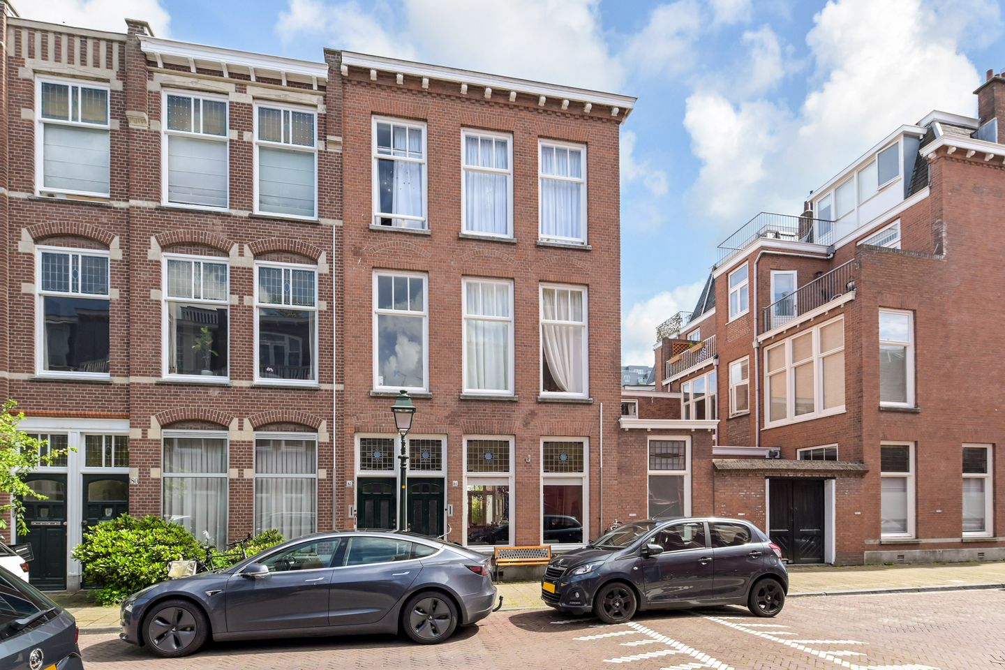Photo 1 of Van Loostraat 84