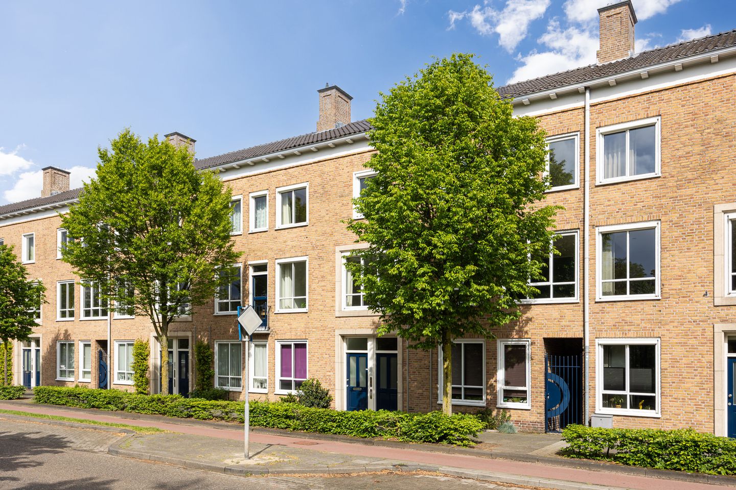 Foto 1 van Mgr. Diepenstraat 15