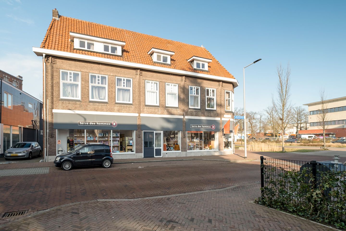 Bekijk foto 2 van Oldenzaalsestraat 93