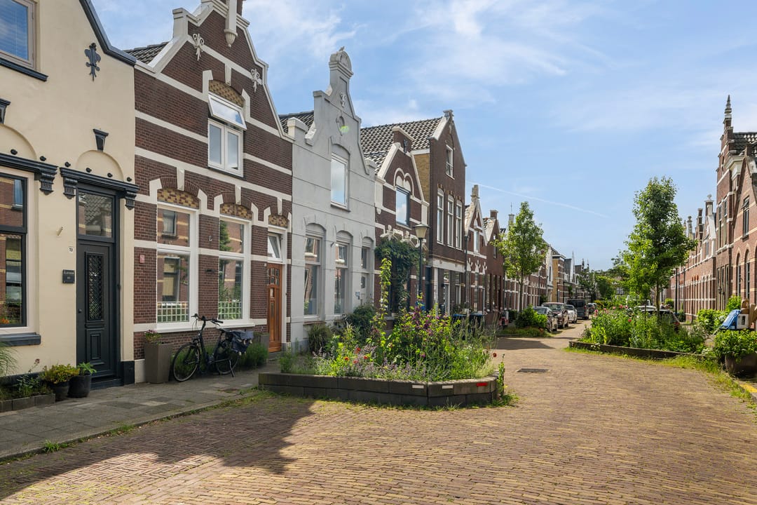Photo 41 of Arnold Hoogvlietstraat 19