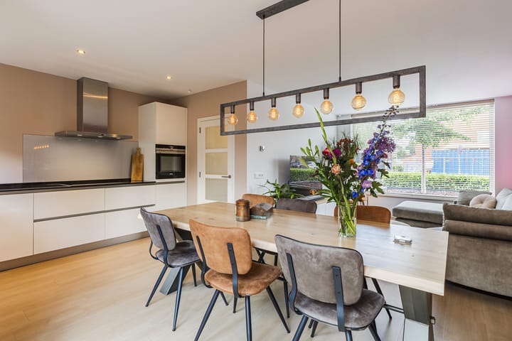 Hoekwoning te koop: Anselmusstraat 23, Mijdrecht