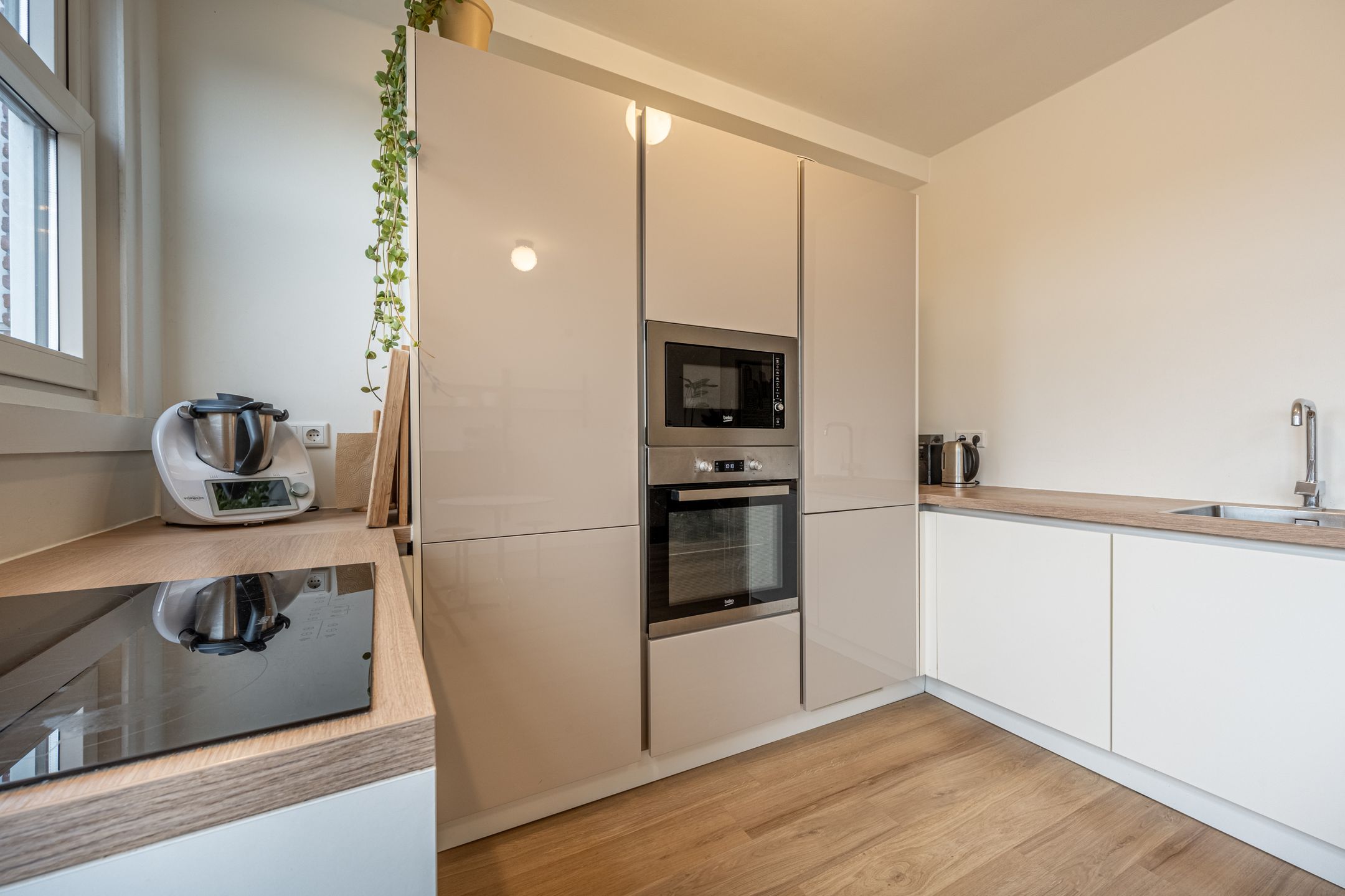 Foto 6 van Mathenesserdijk 302-B01