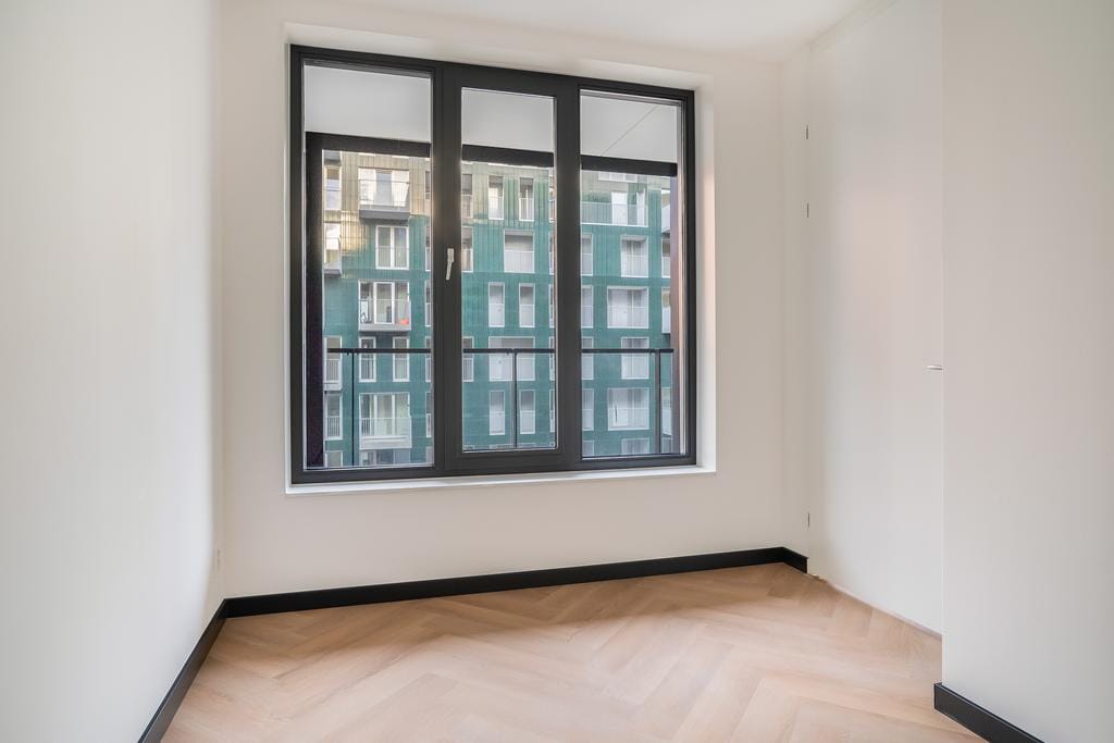 Photo 31 of Mies van der Rohestraat 29