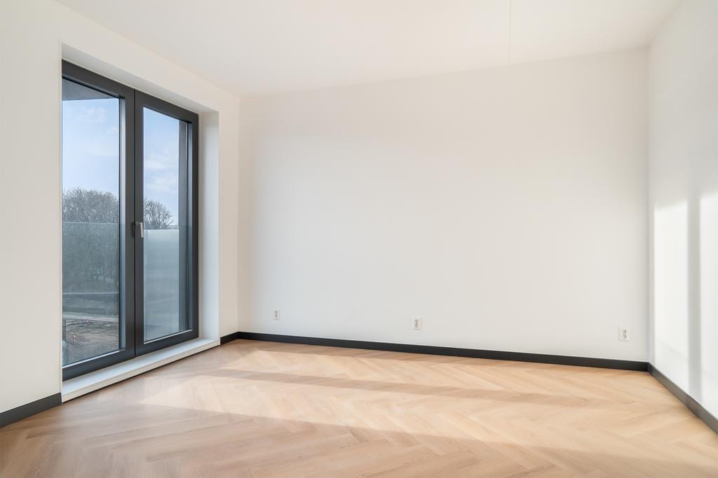 Photo 17 of Mies van der Rohestraat 29