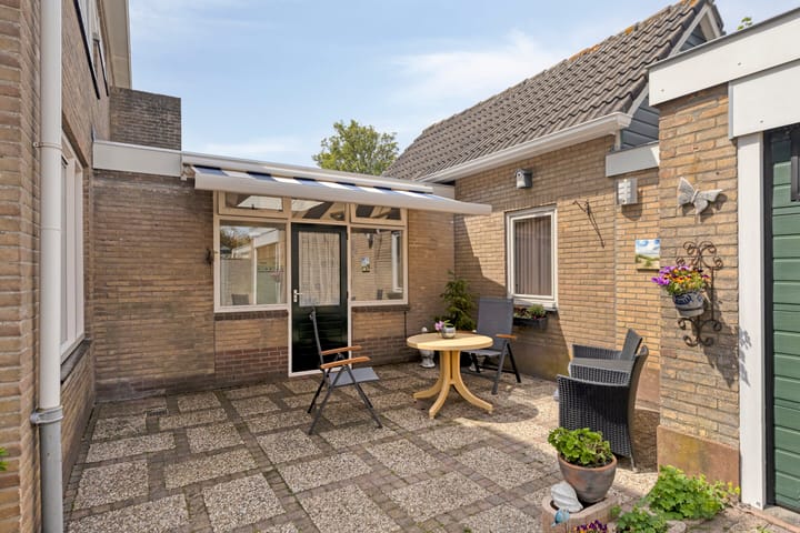 Photo 2 of Kanonweistraat 25