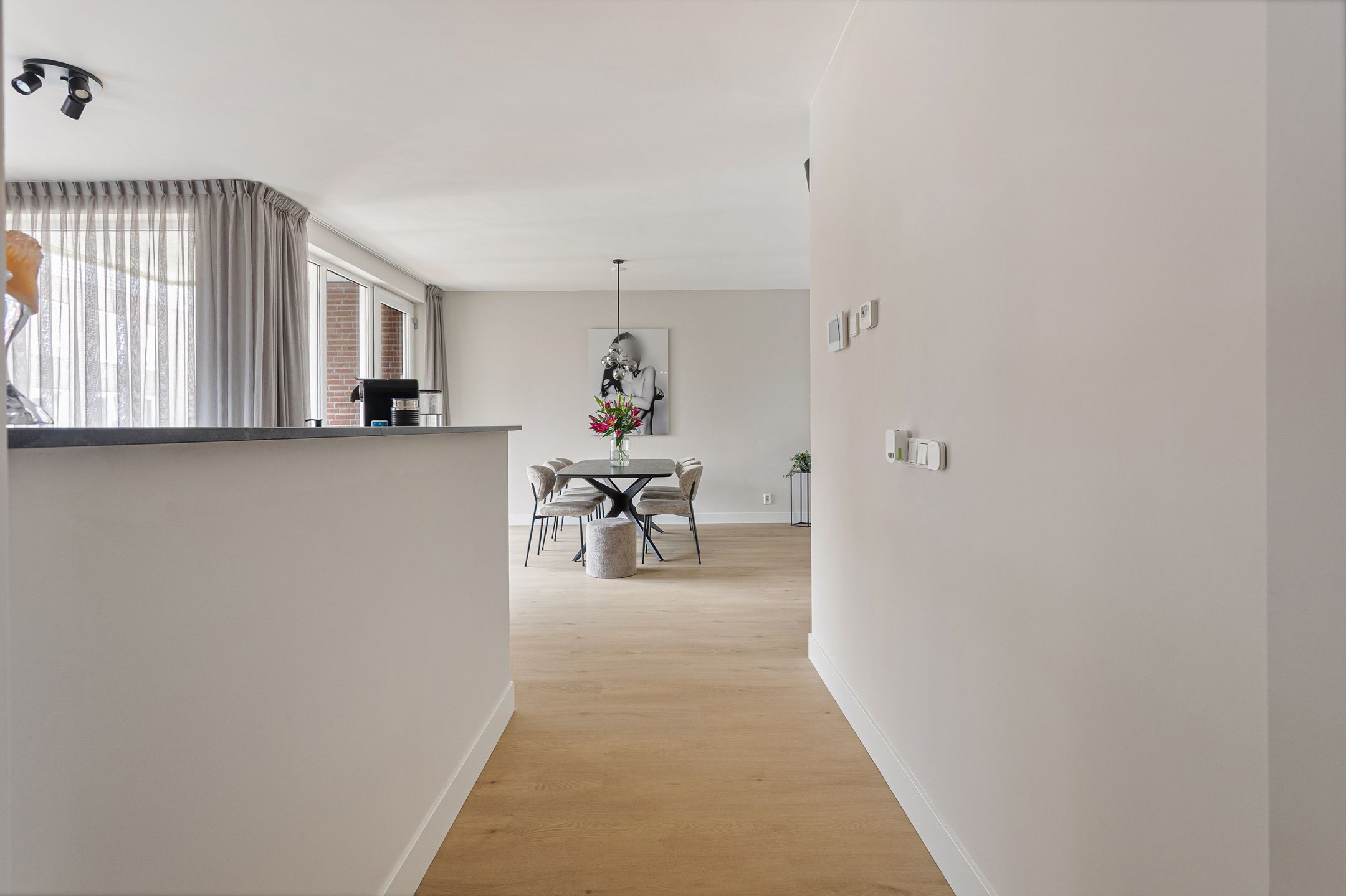 Photo 12 of van Angerenstraat 7