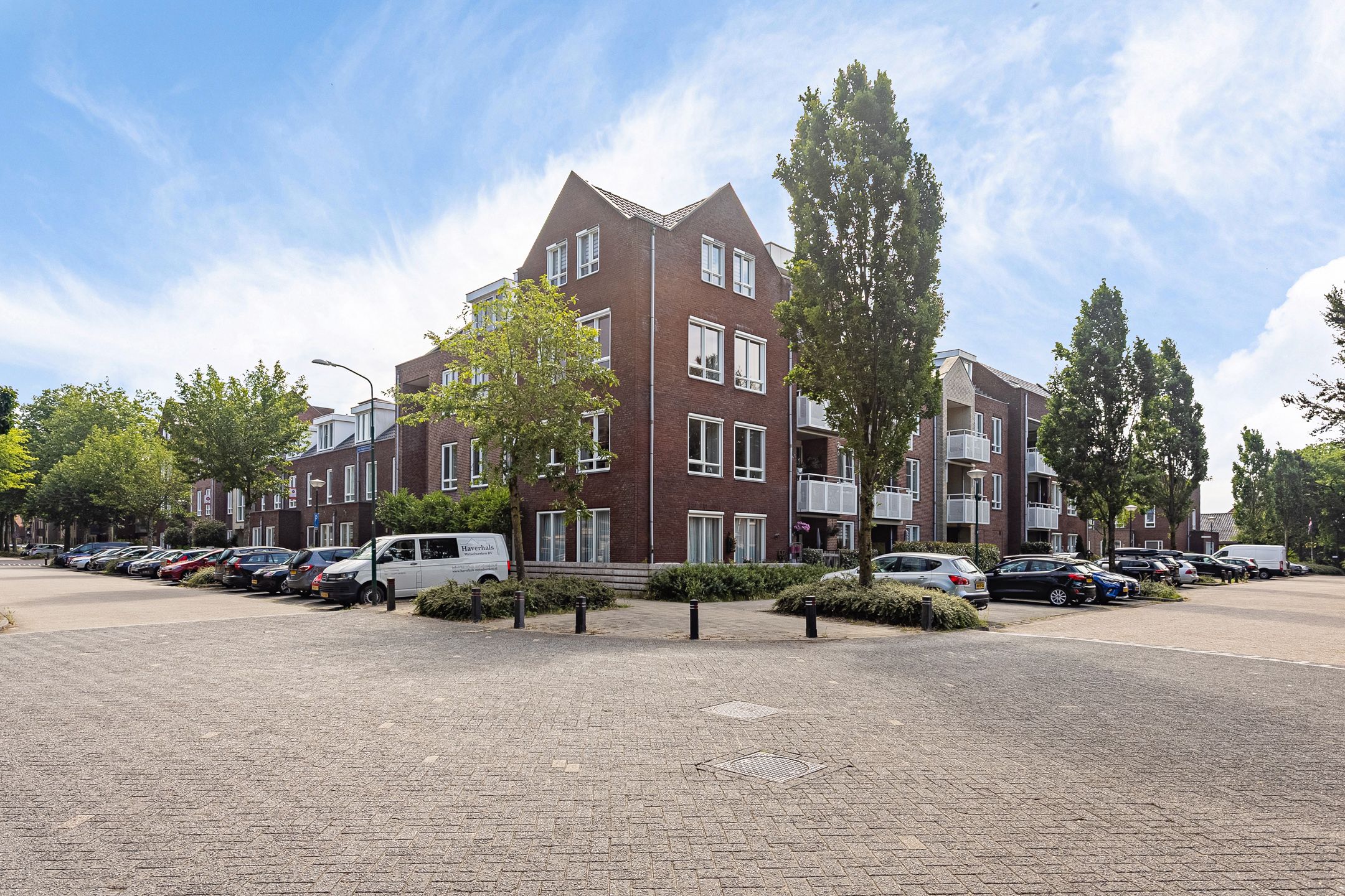 Photo 6 of van Angerenstraat 7