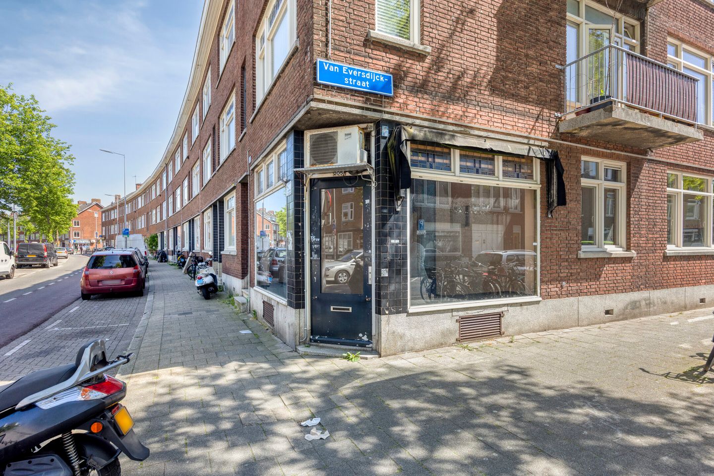 Bekijk foto 1 van Wolphaertsbocht 205-A
