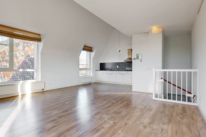 Foto 4 van Rijksweg 9-B
