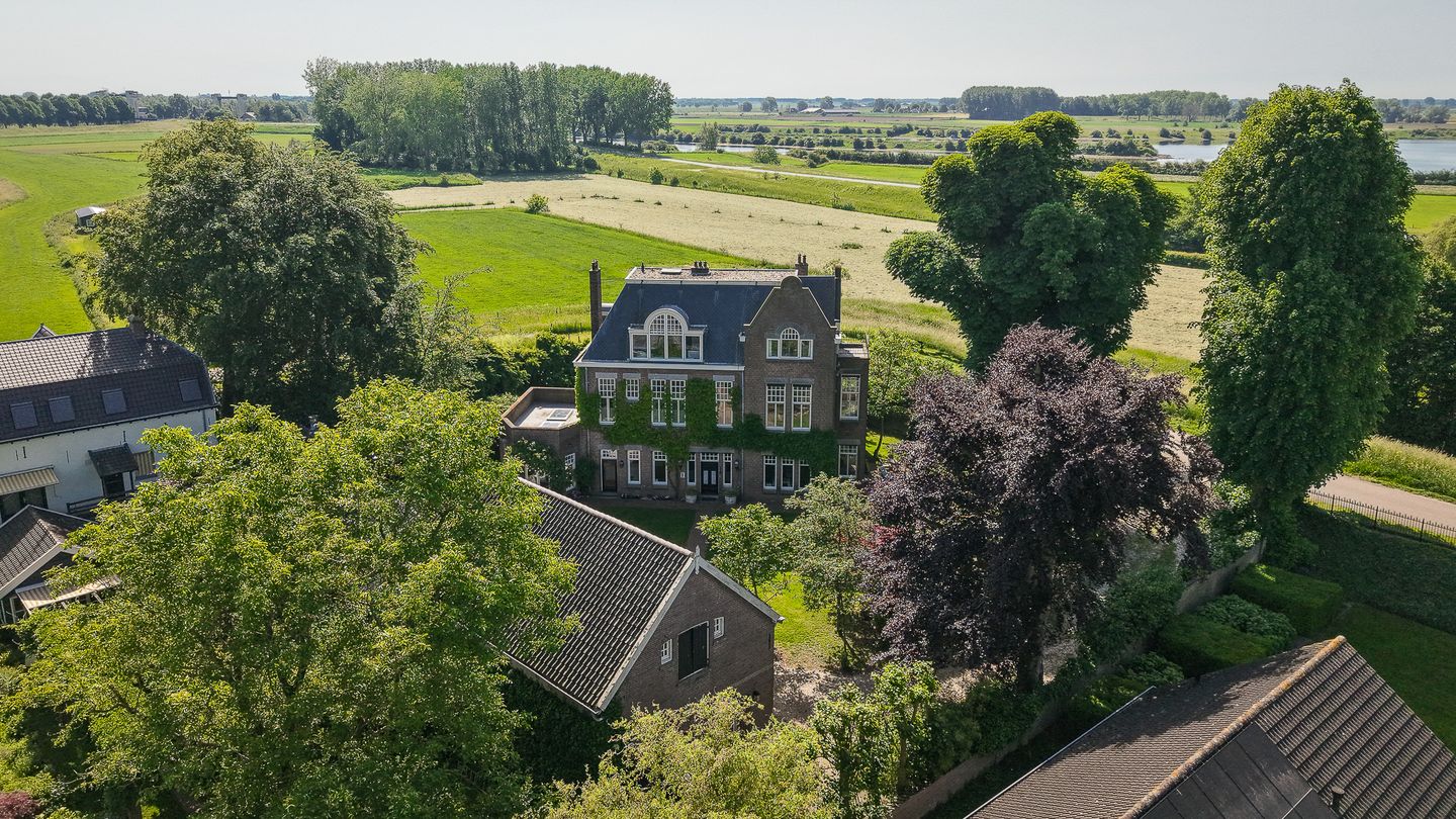 Photo 4 of Maasdijk 12