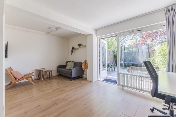 Tussenwoning te koop: Max Havelaarlaan 651, Amstelveen