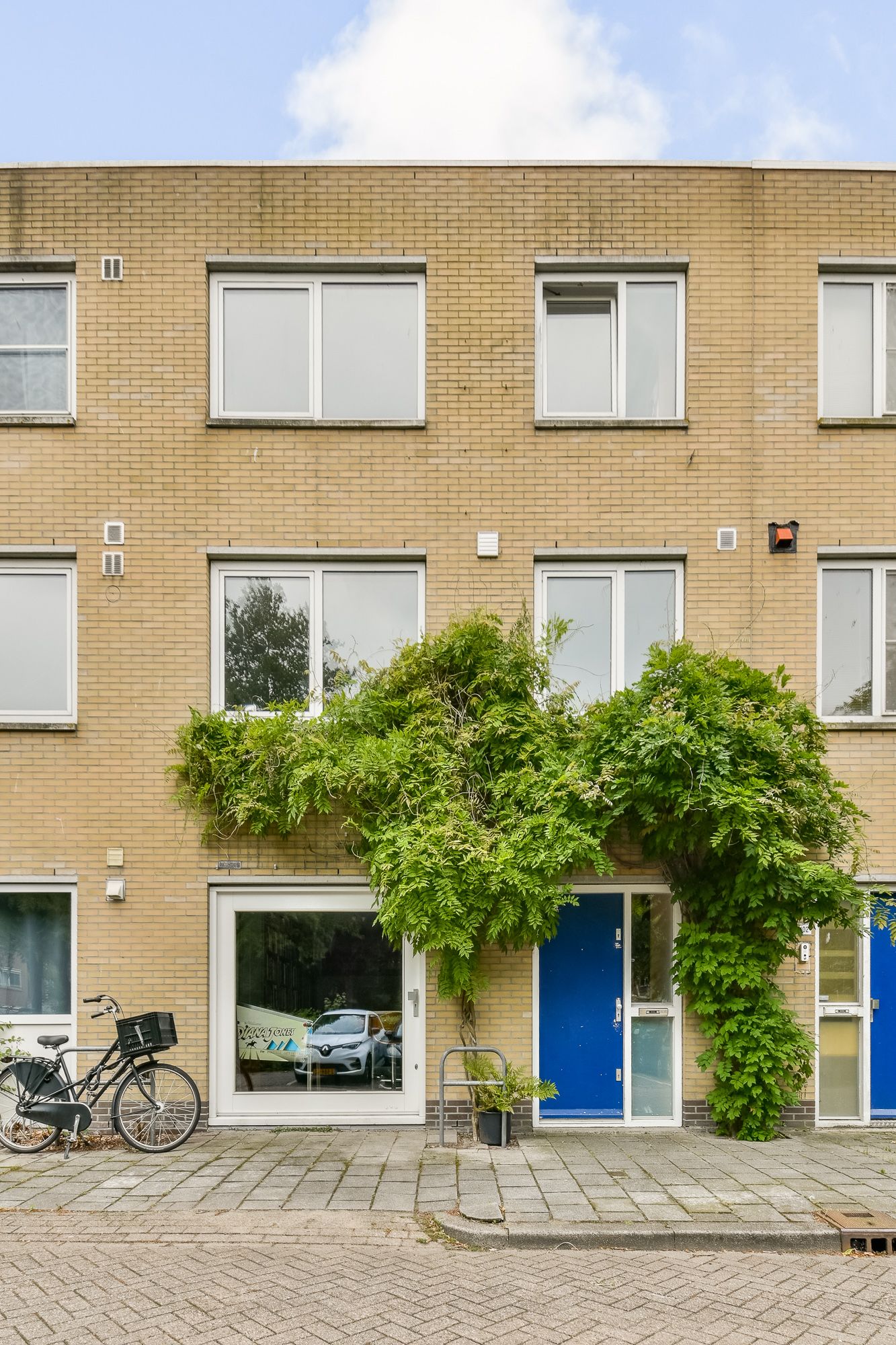 Photo 5 of Bezaanjachtplein 102-B