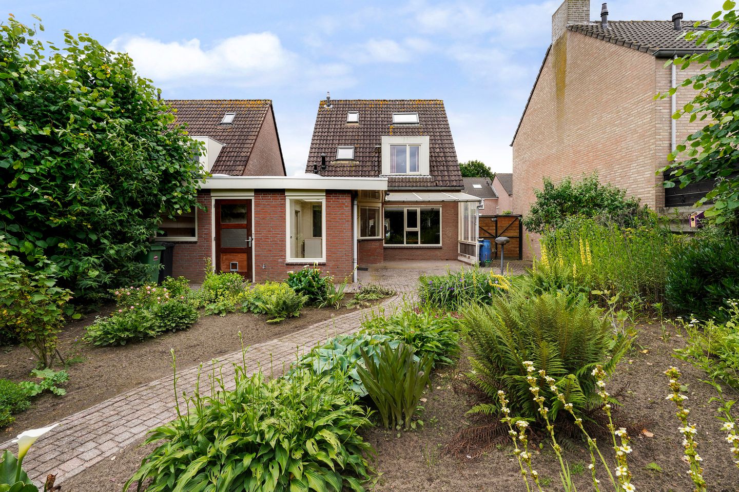 Foto 44 van Adenauerlaan 49