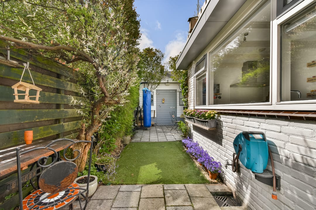 Photo 11 of Emmastraat 46
