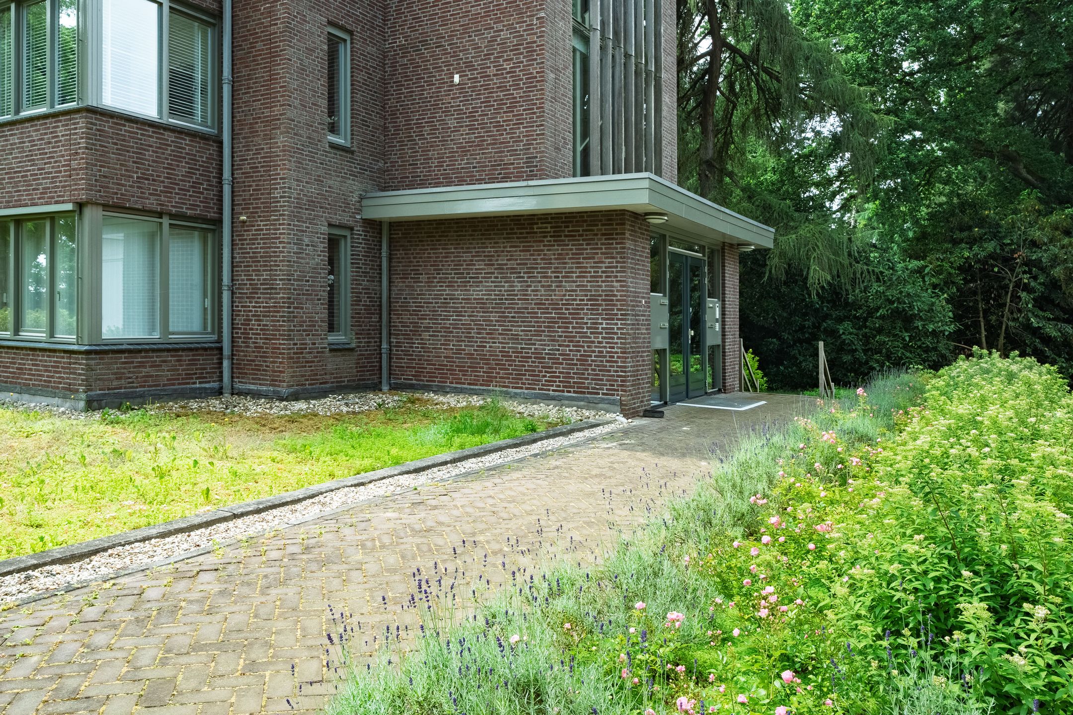 Foto 9 van Generaal Foulkesweg 66-B