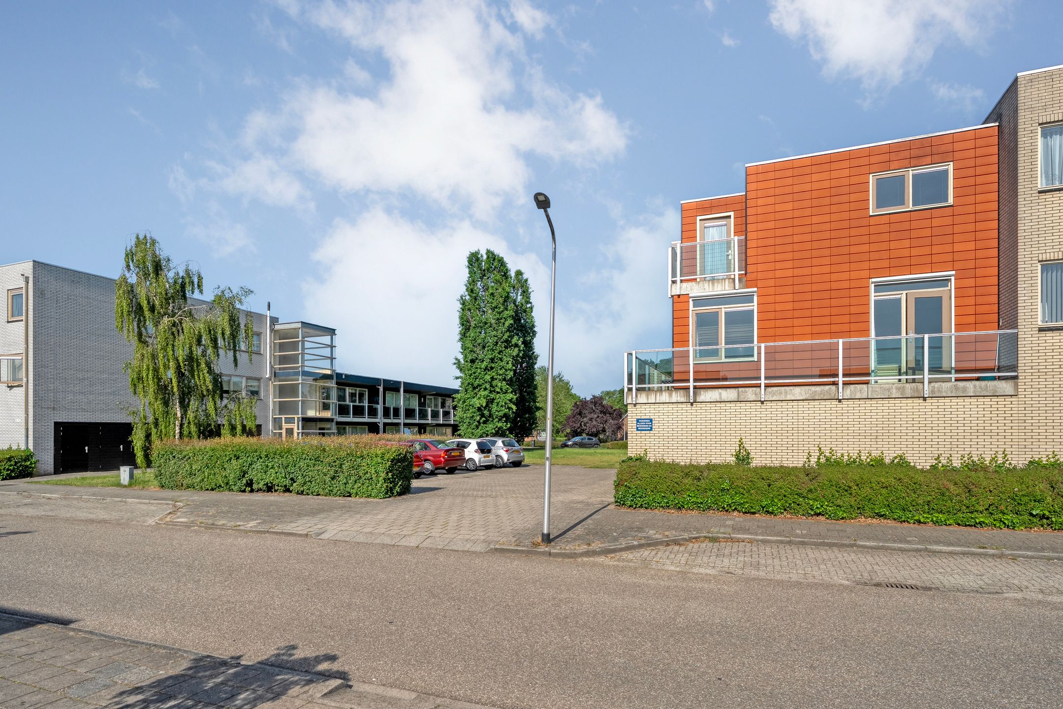 Photo 3 of Baron van Fridaghstraat 57