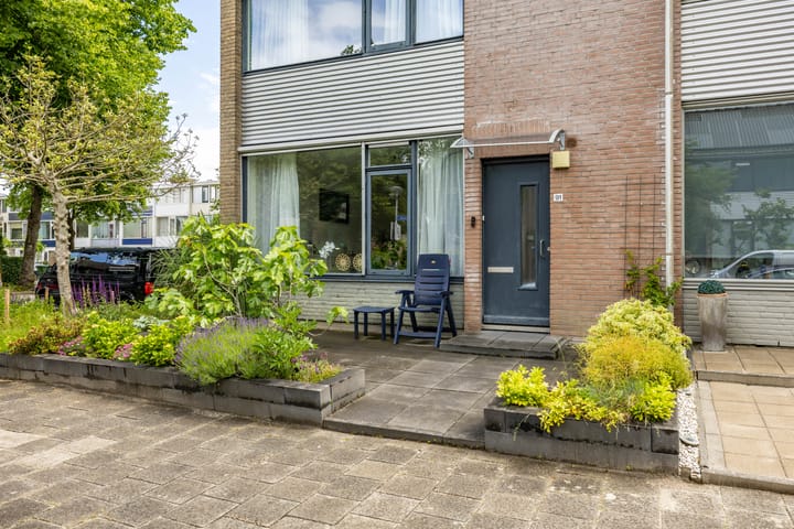 Hoekwoning te koop: Amethiststraat 91, Groningen