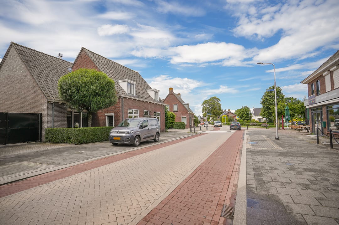Photo 52 of Voorstraat 23