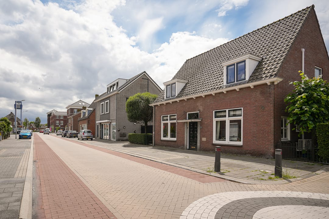 Photo 53 of Voorstraat 23