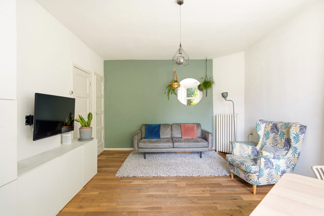 Photo 11 of Adriaan van Bergenstraat 7-2