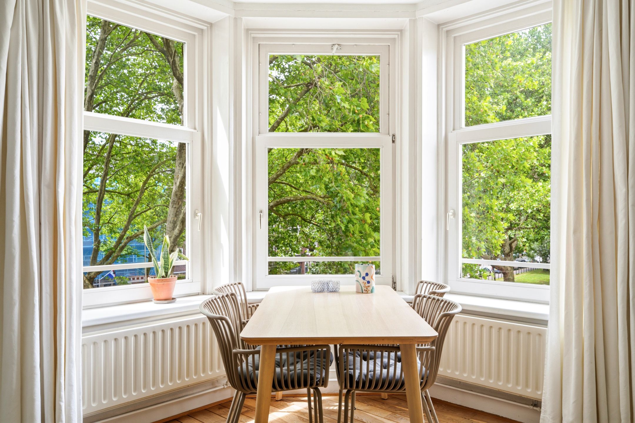 Photo 9 of Adriaan van Bergenstraat 7-2