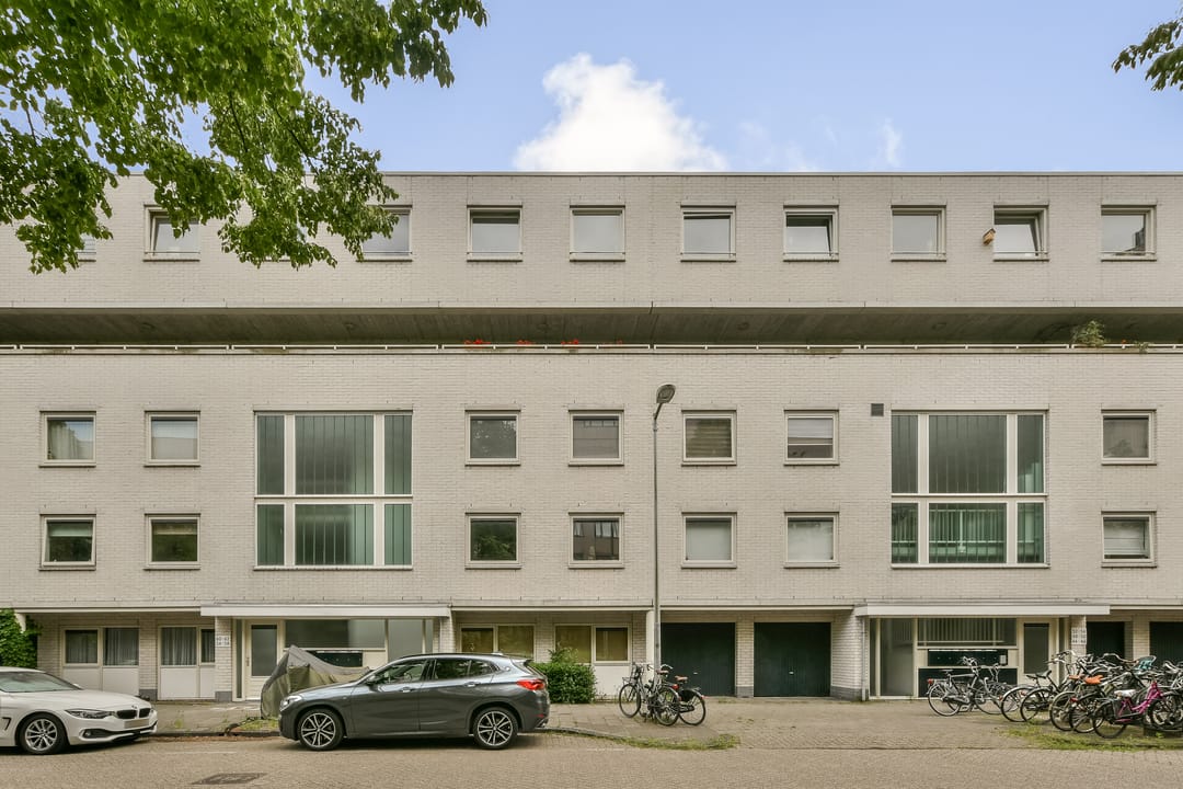 Photo 26 of Bertrand Russellstraat 44