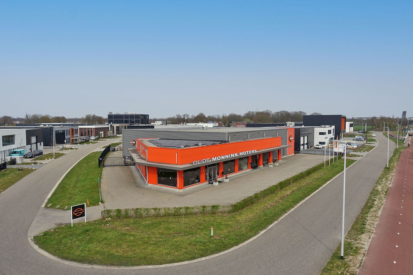 View photo 1 of Rientjesoven 18