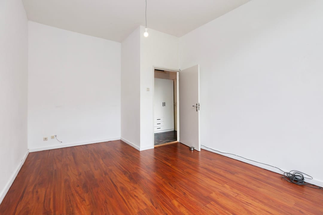 Photo 11 of Hondiusstraat 13-B