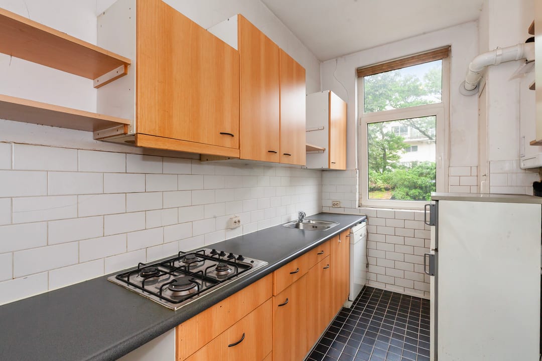 Photo 13 of Hondiusstraat 13-B