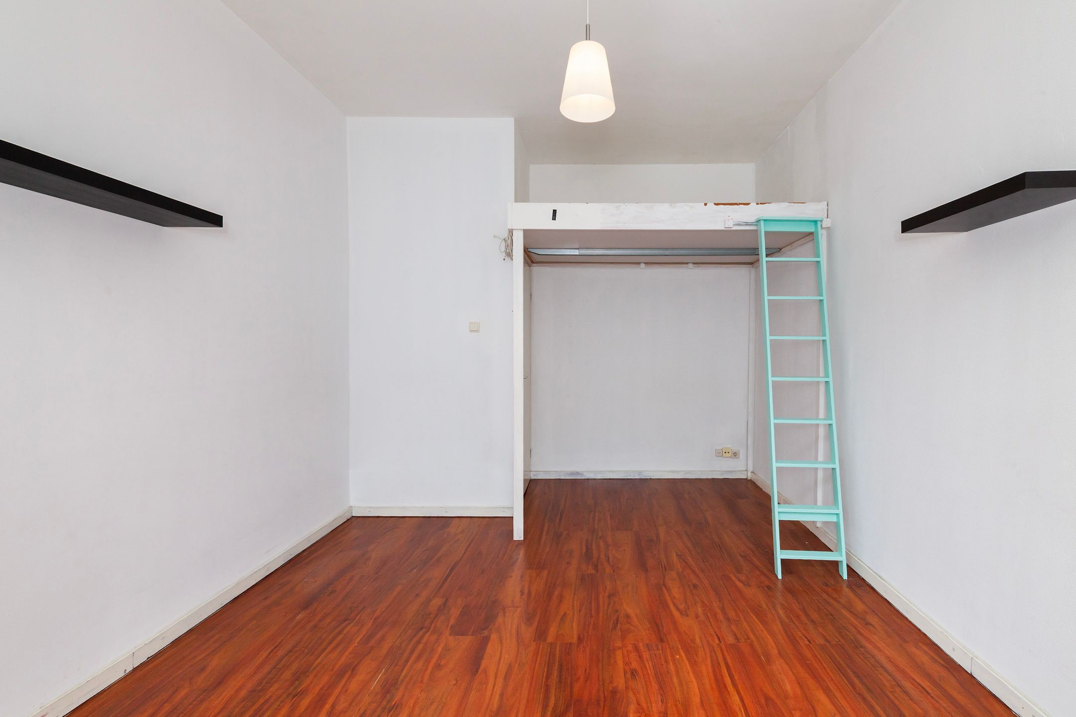 Photo 21 of Hondiusstraat 13-B