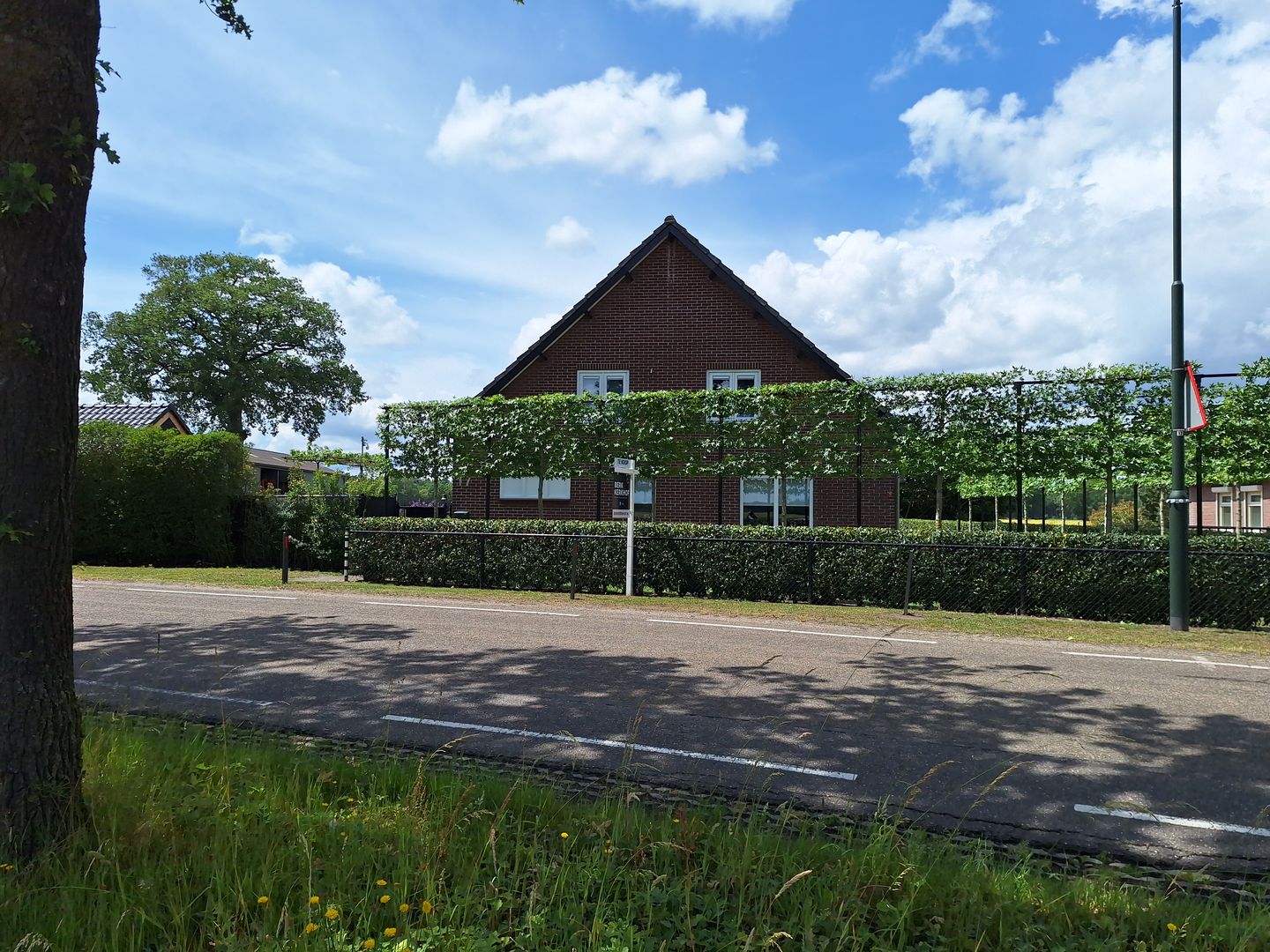 Bekijk foto 2 van Het Laar 17