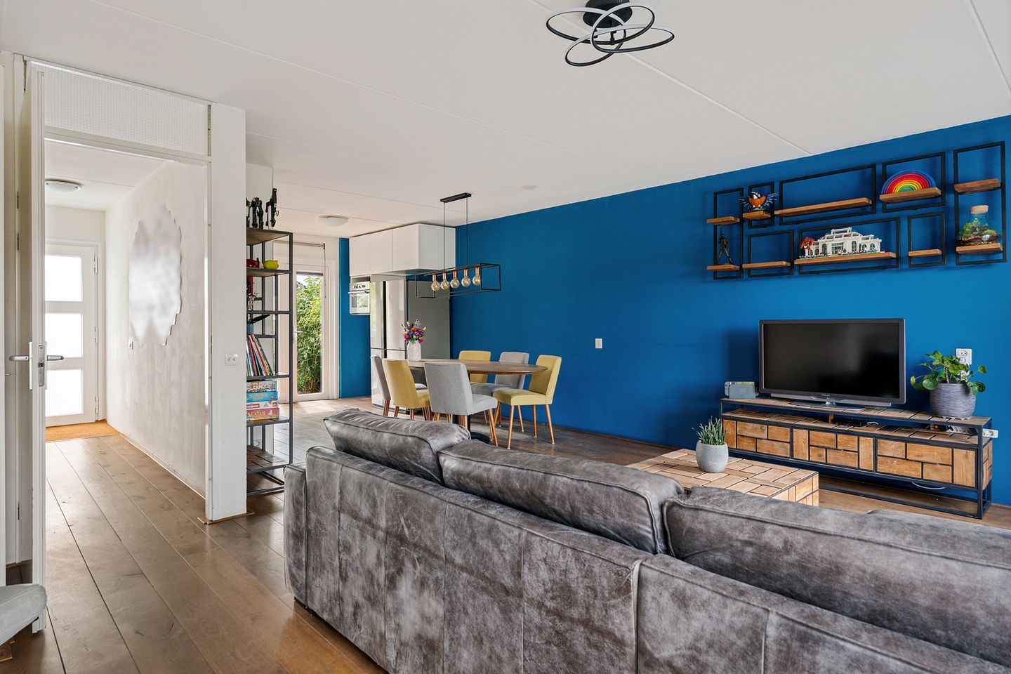Photo 10 of De Waard 149