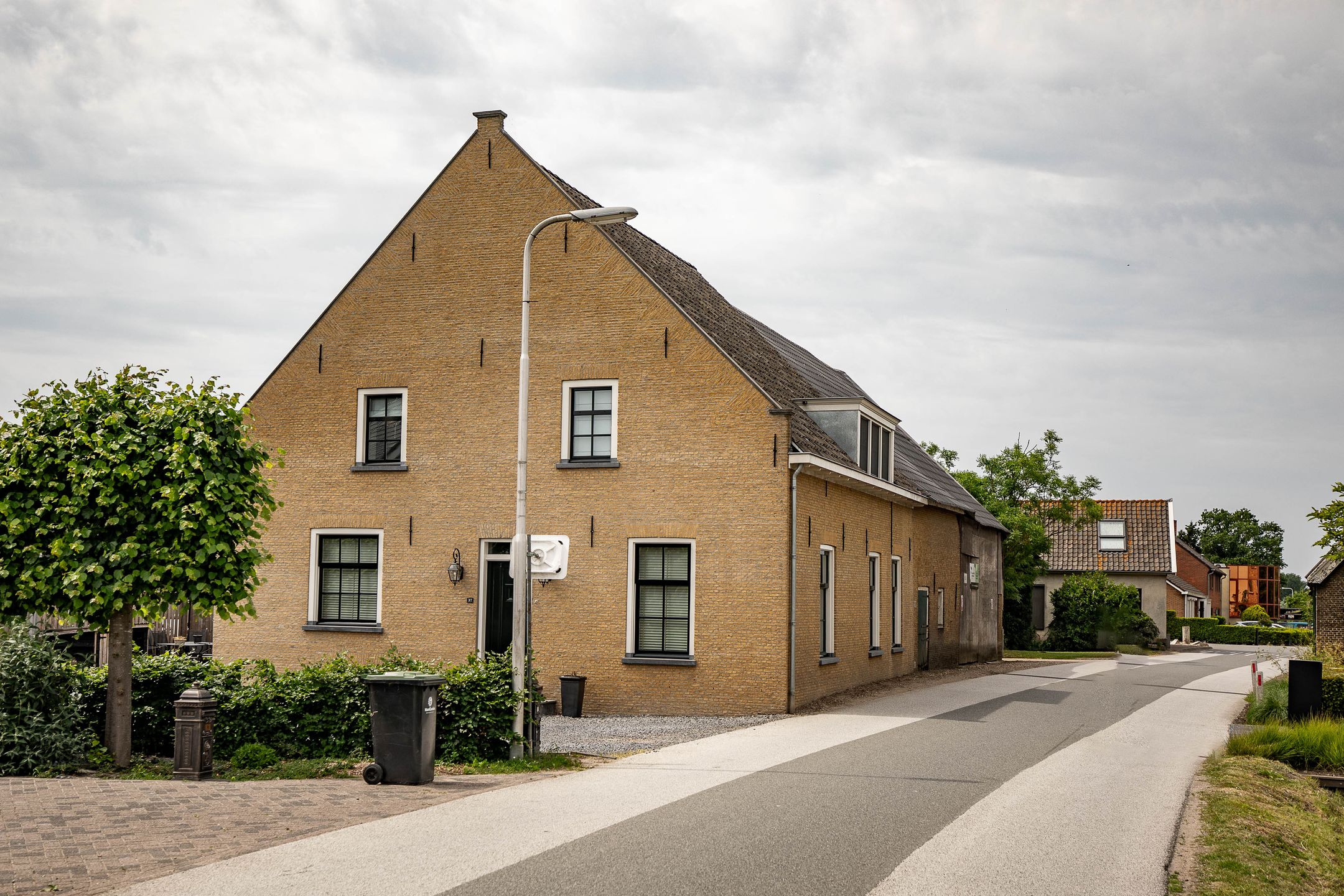Photo 6 of Westeinde 37