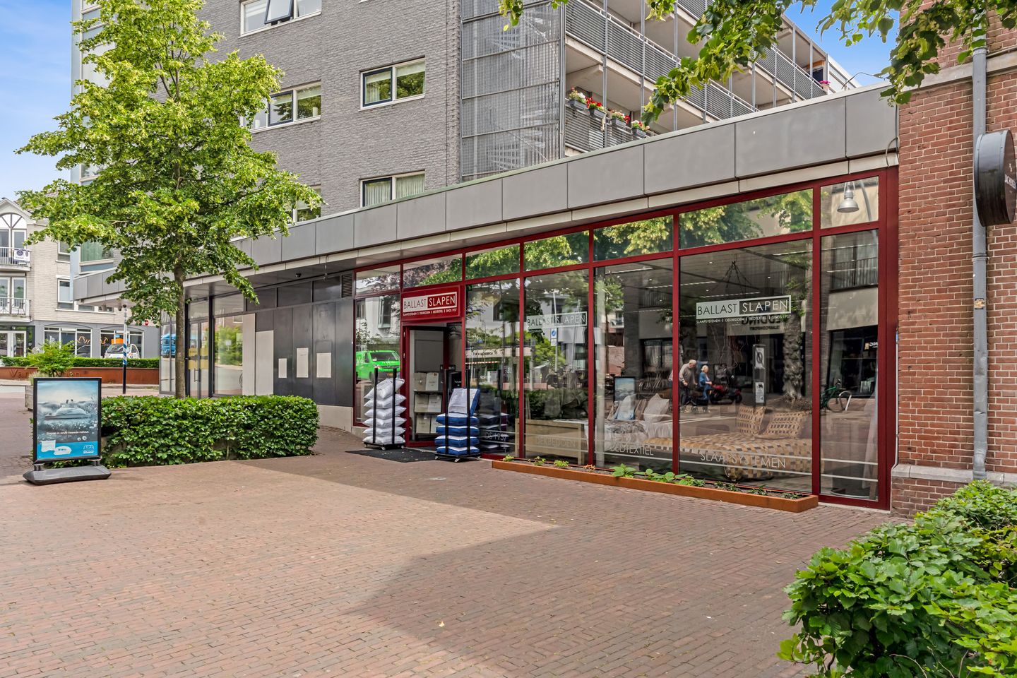 Bekijk foto 1 van Arnhemseweg 6